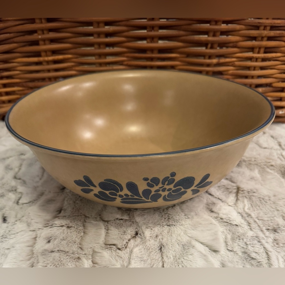 Pfaltzgraff Tan Serving Bowl with Blue Floral Band